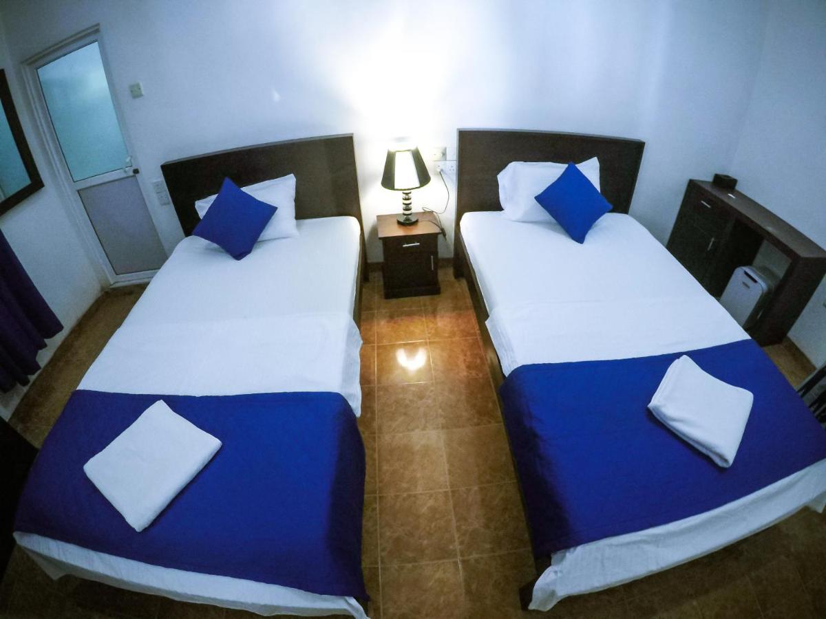 Mirissa Blue Whale Holiday Hotel Екстериор снимка
